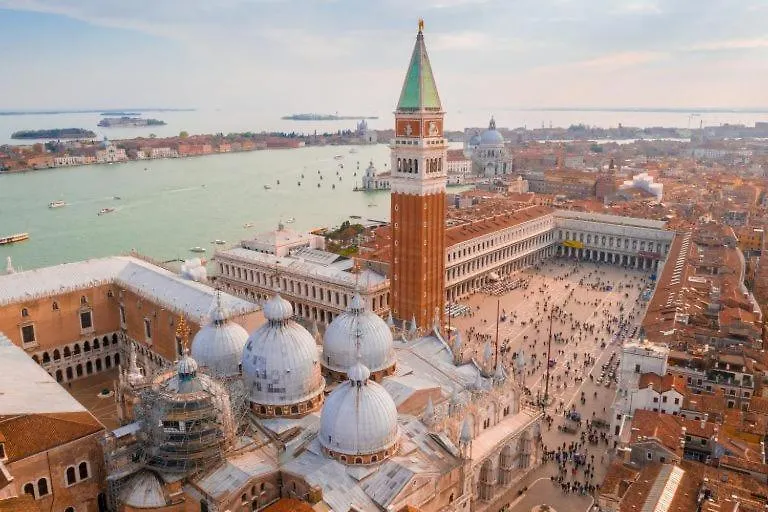 Tipica Casa Veneziana A 15 Minuti Dal Centro Ac E Fast Wifi Lejlighed Mestre 0*,